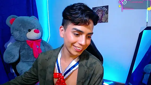 Snapshot of OwenBluee chatting on 06.03.26 OwenBluee online show from 06.03.26