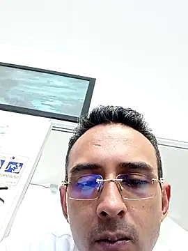 Snapshot of paisa233 chatting on 09.15.25 paisa233 online show from 09.15.25