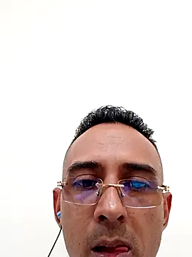 Snapshot of paisa233 chatting on 09.29.25 paisa233 online show from 09.29.25