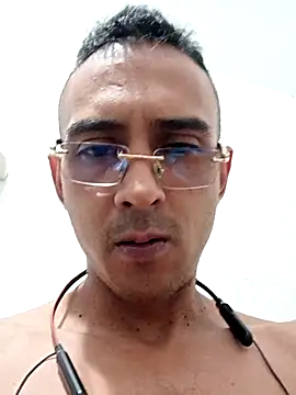 Snapshot of paisa233 chatting on 02.24.26 paisa233 online show from 02.24.26