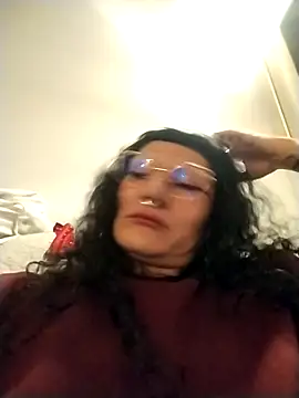 Snapshot of Zafiro_subversiva chatting on 11.16.25 Zafiro subversiva online show from 11.16.25