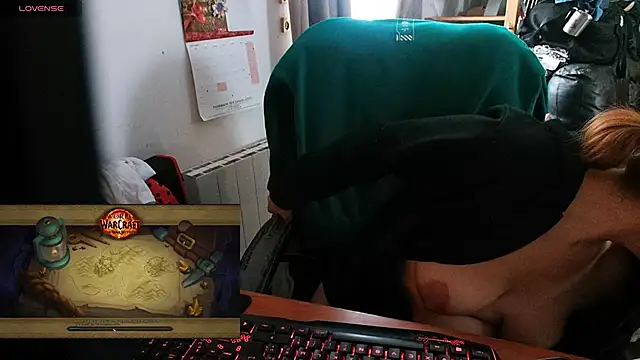 lili-hot-77 online show from 01.15.25