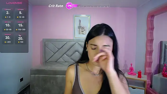 Snapshot of lizzyluk_ch chatting on 11.10.25 lizzyluk ch online show from 11.10.25