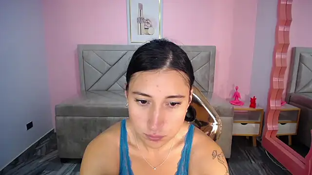 Snapshot of lizzyluk_ch chatting on 01.09.26 lizzyluk ch online show from 01.09.26