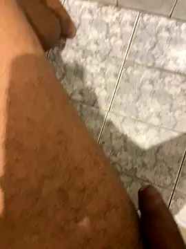 Snapshot of gomespauz chatting on 10.18.25 gomespauz online show from 10.18.25