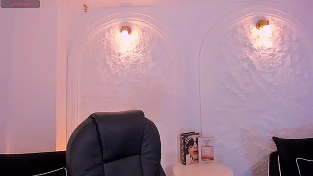 ValeriaRiveraX online show from 03.23.26