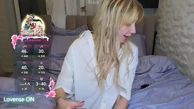 Snapshot of GoodGirl0024 chatting on 02.13.25 GoodGirl0024 online show from 02.13.25