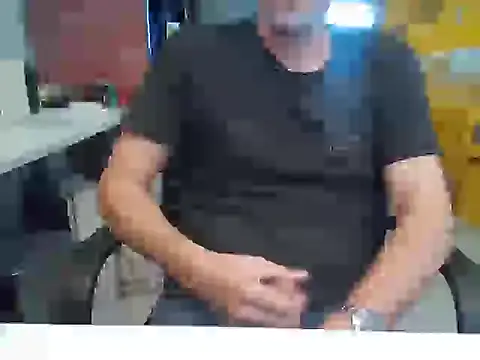 Snapshot of Raimundo1971 chatting on 11.13.25 Raimundo1971 online show from 11.13.25