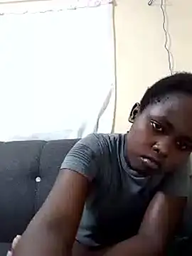 Sweetcecie01 online show from 09.20.25