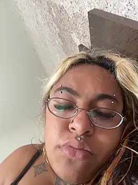 lolafairytail online show from 03.18.26