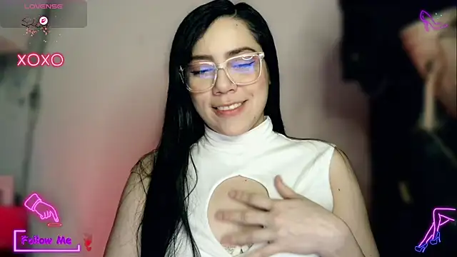 LauGrayJ online show from 11.05.25