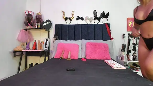 emmily giraldo online show from 05.21.26