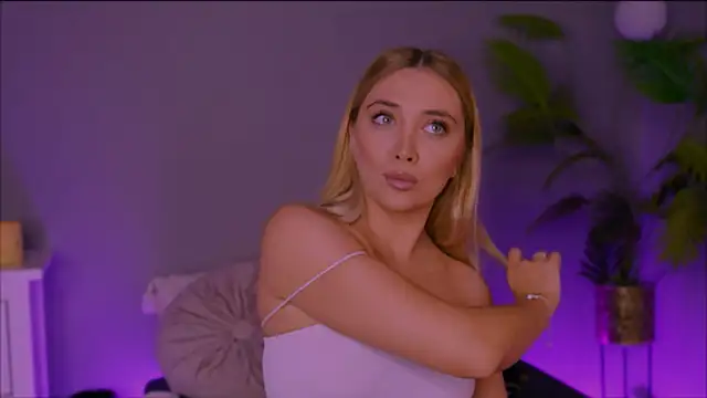 Jessielle online show from 11.11.25