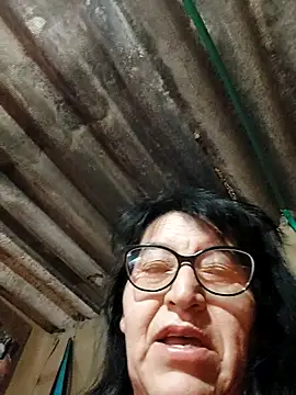 clarita 01 online show from 10.06.25