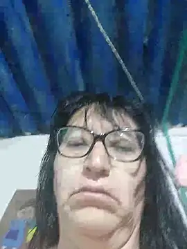 Snapshot of clarita_01 chatting on 05.20.26 clarita 01 online show from 05.20.26