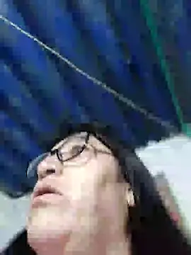 Snapshot of clarita_01 chatting on 05.29.26 clarita 01 online show from 05.29.26