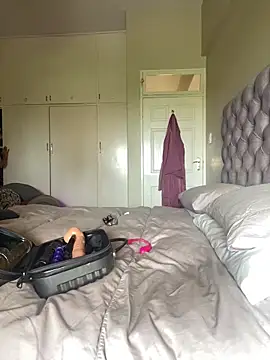 Indianbutter11 online show from 02.23.25