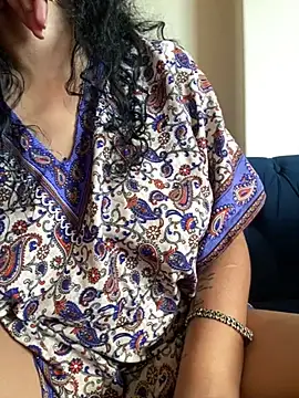 Indianbutter11 online show from 02.25.25