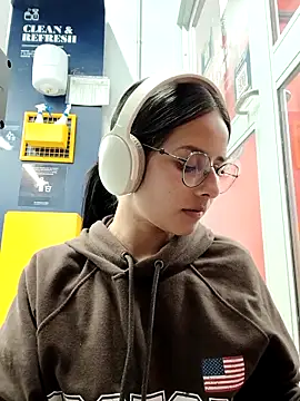  vaness online show from 04.28.26