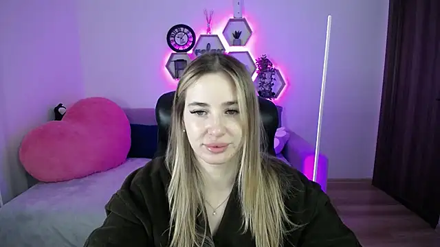 SabrinViolet online show from 02.08.26