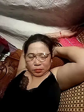 Sexy-asslove90 online show from 10.19.25