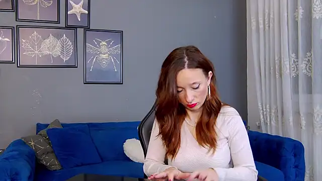 AnneHove online show from 12.01.25