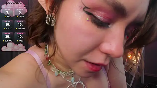 lilly Cherry  online show from 02.17.25