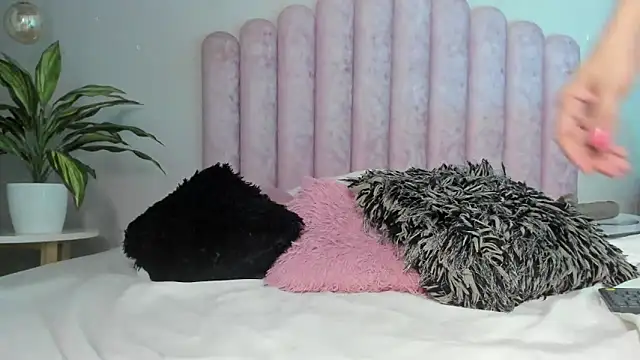 SusanBenett online show from 01.27.25