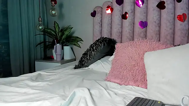 SusanBenett online show from 03.20.25