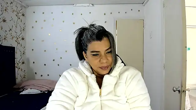 vikyadams online show from 06.13.26