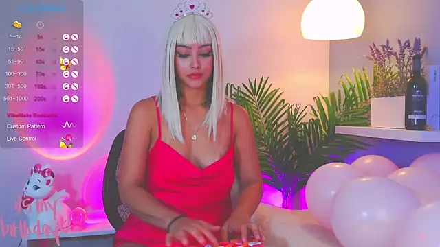 catalina  lovers online show from 01.31.25