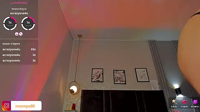 Luna  Ponce online show from 02.08.25