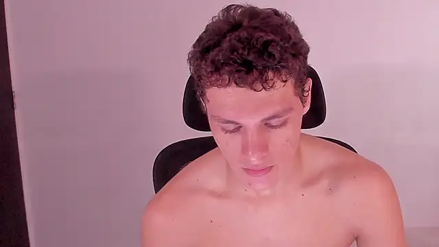 Snapshot of laurent_nova chatting on 03.17.26 laurent nova online show from 03.17.26