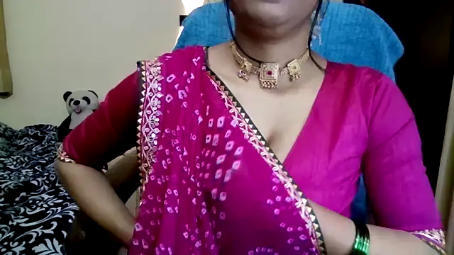 Queenhimanshi online show from 02.19.26