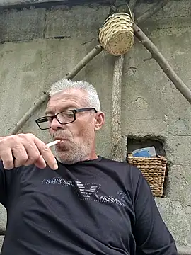 Picolo4111 online show from 10.17.25