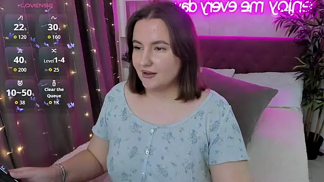 FeralPeach online show from 10.17.25