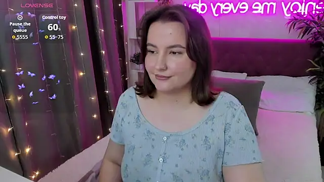 FeralPeach online show from 10.24.25