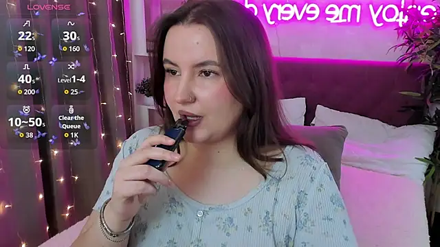 Snapshot of FeralPeach chatting on 02.22.26 FeralPeach online show from 02.22.26