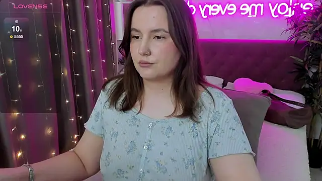 FeralPeach online show from 05.09.26