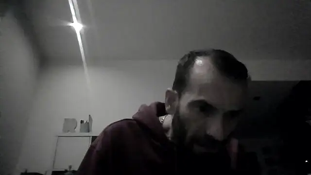 Snapshot of DylanJoss chatting on 02.19.26 DylanJoss online show from 02.19.26