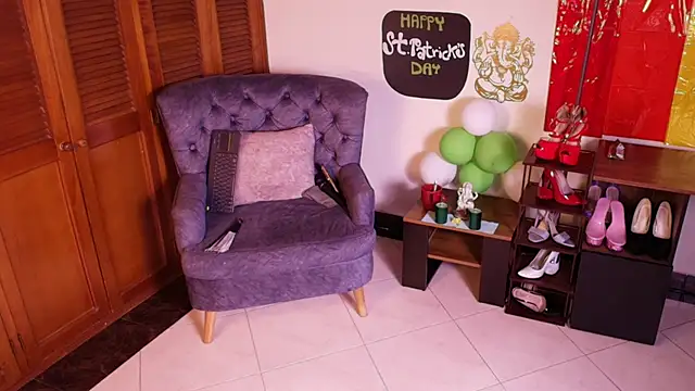 Snapshot of missmabelle chatting on 03.18.26 missmabelle online show from 03.18.26