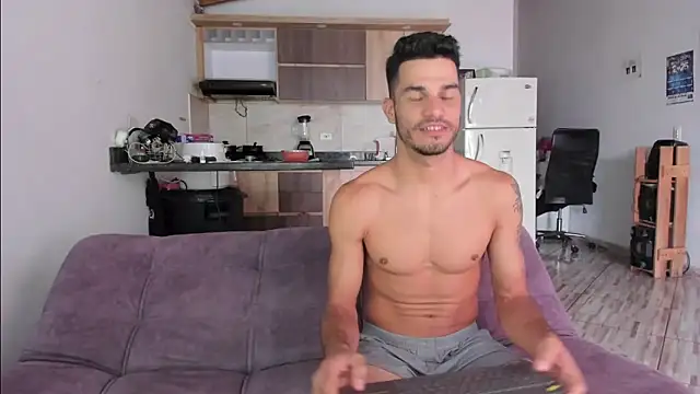 Snapshot of MorganFrei chatting on 03.01.26 MorganFrei online show from 03.01.26