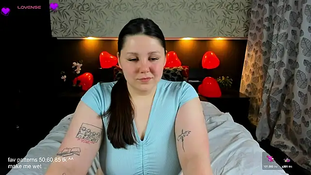 Ruth Oliver online show from 02.22.25