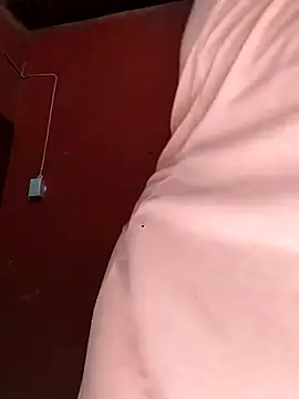 Snapshot of naughtygrannyXXX chatting on 12.28.24 naughtygrannyXXX online show from 12.28.24