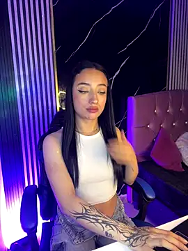 Ady 18 online show from 11.19.25