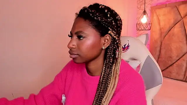 Queen perla  online show from 01.27.25