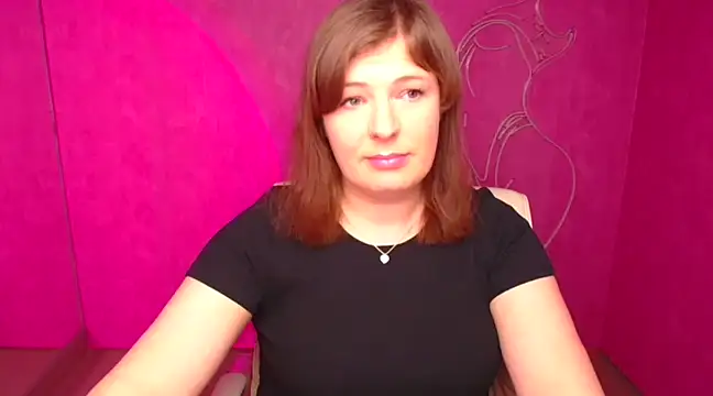 Snapshot of Lissmilf chatting on 03.19.25 Lissmilf online show from 03.19.25