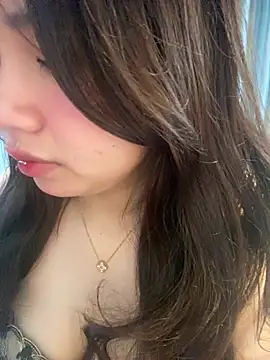 Snapshot of Hotellinh12 chatting on 01.14.26 Hotellinh12 online show from 01.14.26