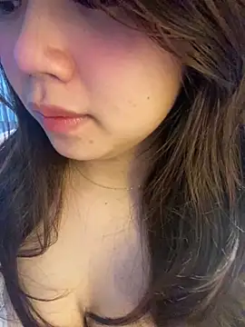 Hotellinh12 online show from 02.12.26