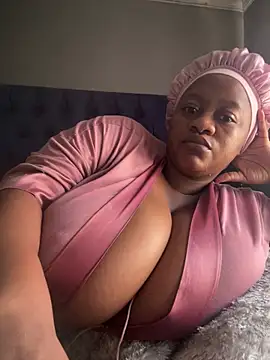 Chubbykarisma27 online show from 02.28.26